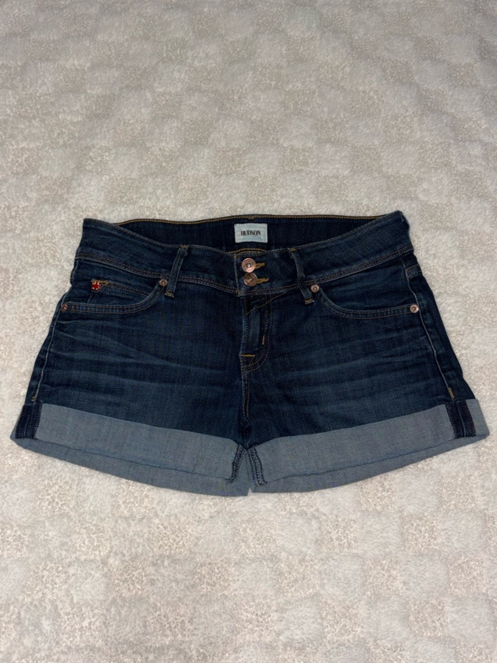 Hudson Jeans Women’s Croxley Mid Thigh Short in ICON • Size 26